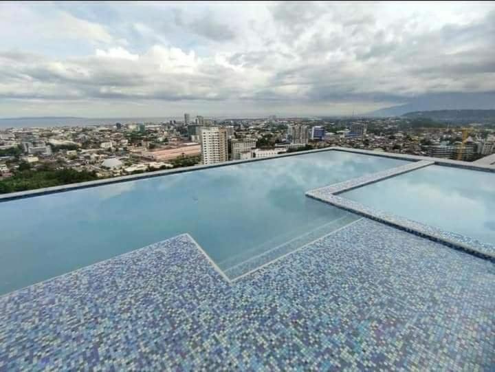 Aeon Towers Studio Suite Davao Екстер'єр фото