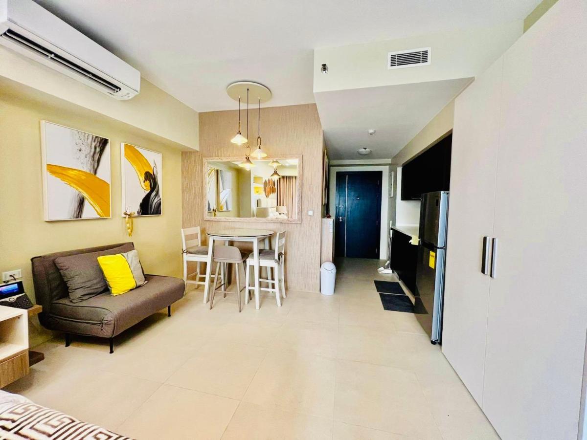 Aeon Towers Studio Suite Davao Екстер'єр фото