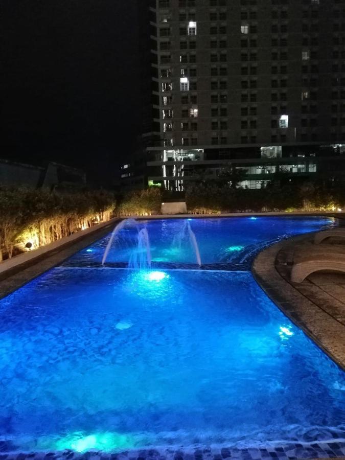 Aeon Towers Studio Suite Davao Екстер'єр фото